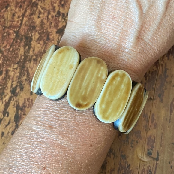 Vintage Jewelry - vintage bracelet